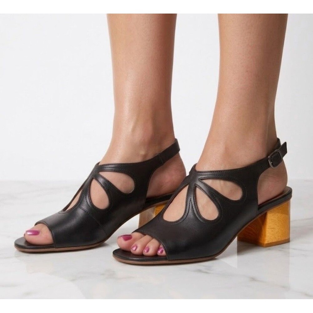 Bernardo Lainey Black Leather Slingback Sandals Women Size 8 MSRP $249